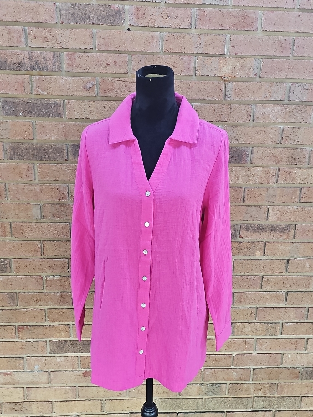 NWOT Soft Surroundings Hot Pink Button-Down Collared Blouse